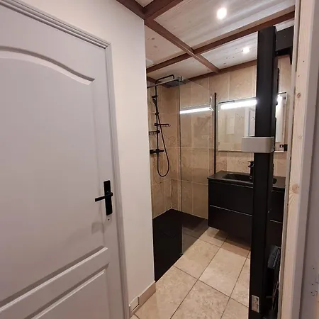 Apartman Chez Léon